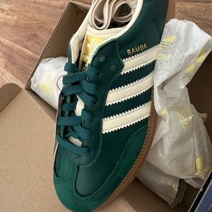 Adidas sambas green - PRICE IS FIRM